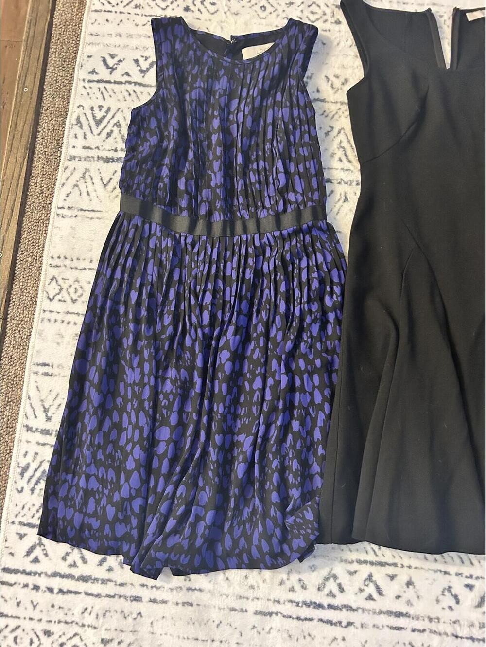 Set of Three Sleeveless Dresses - Black and Blue Patterns - Picture 2 of 7
